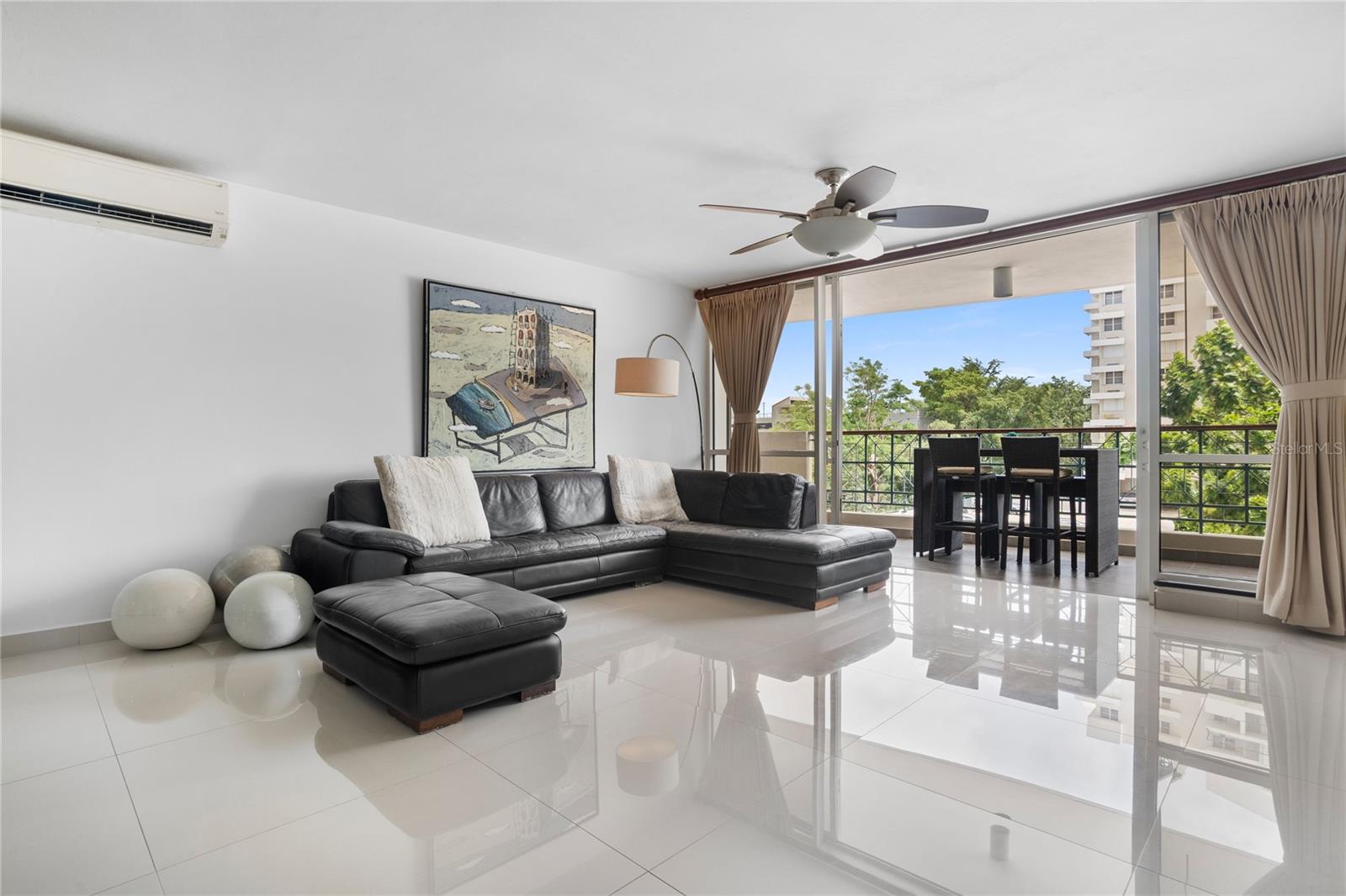 COND. PARQUE DE LOYOLA - Residential Lease