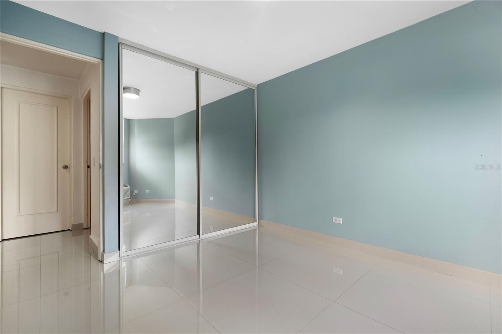 COND. PARQUE DE LOYOLA - Residential Lease