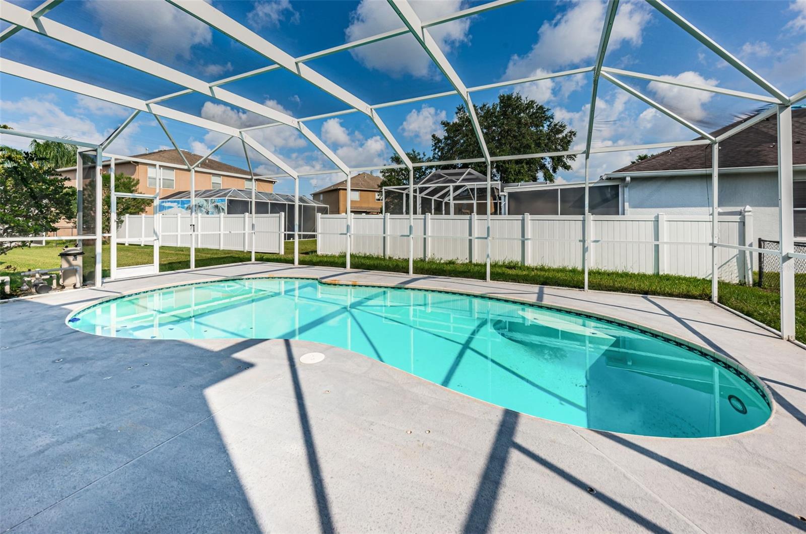 TRINITY WEST - Residential