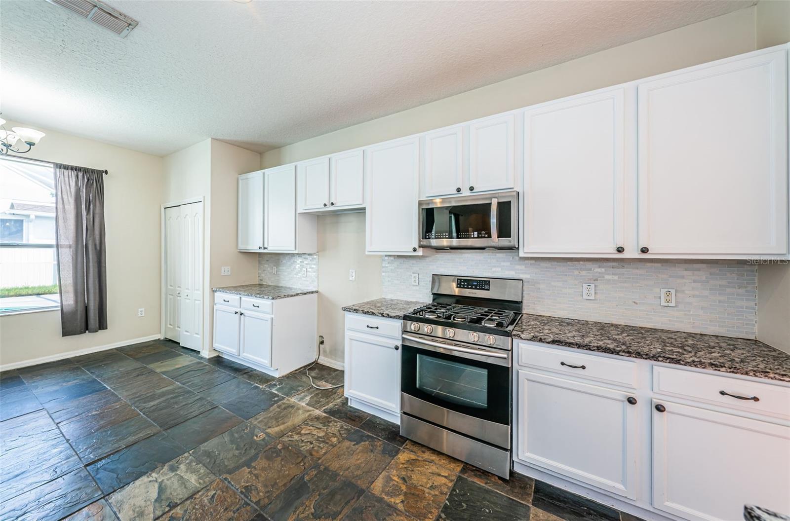 TRINITY WEST - Residential