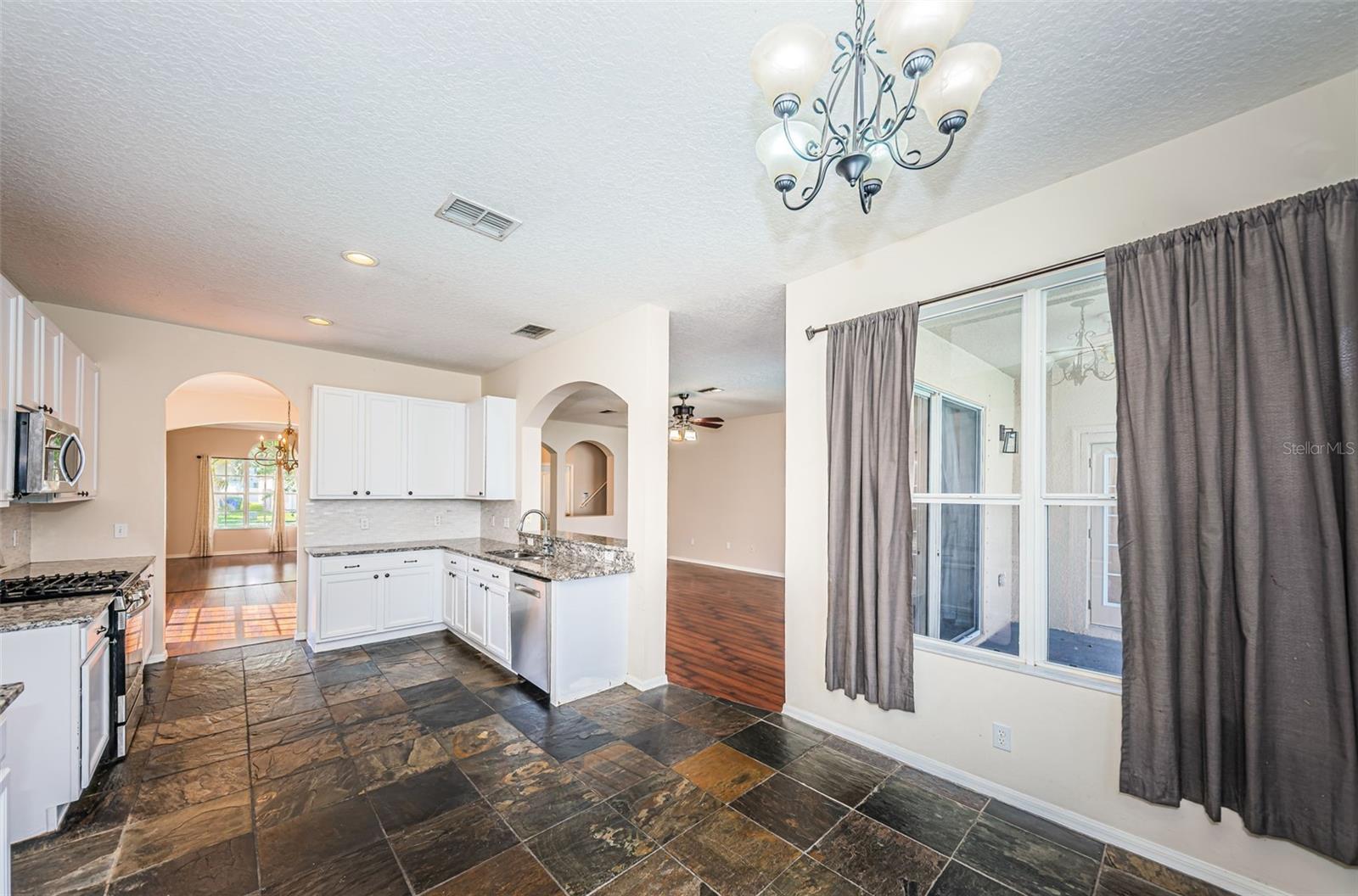 TRINITY WEST - Residential