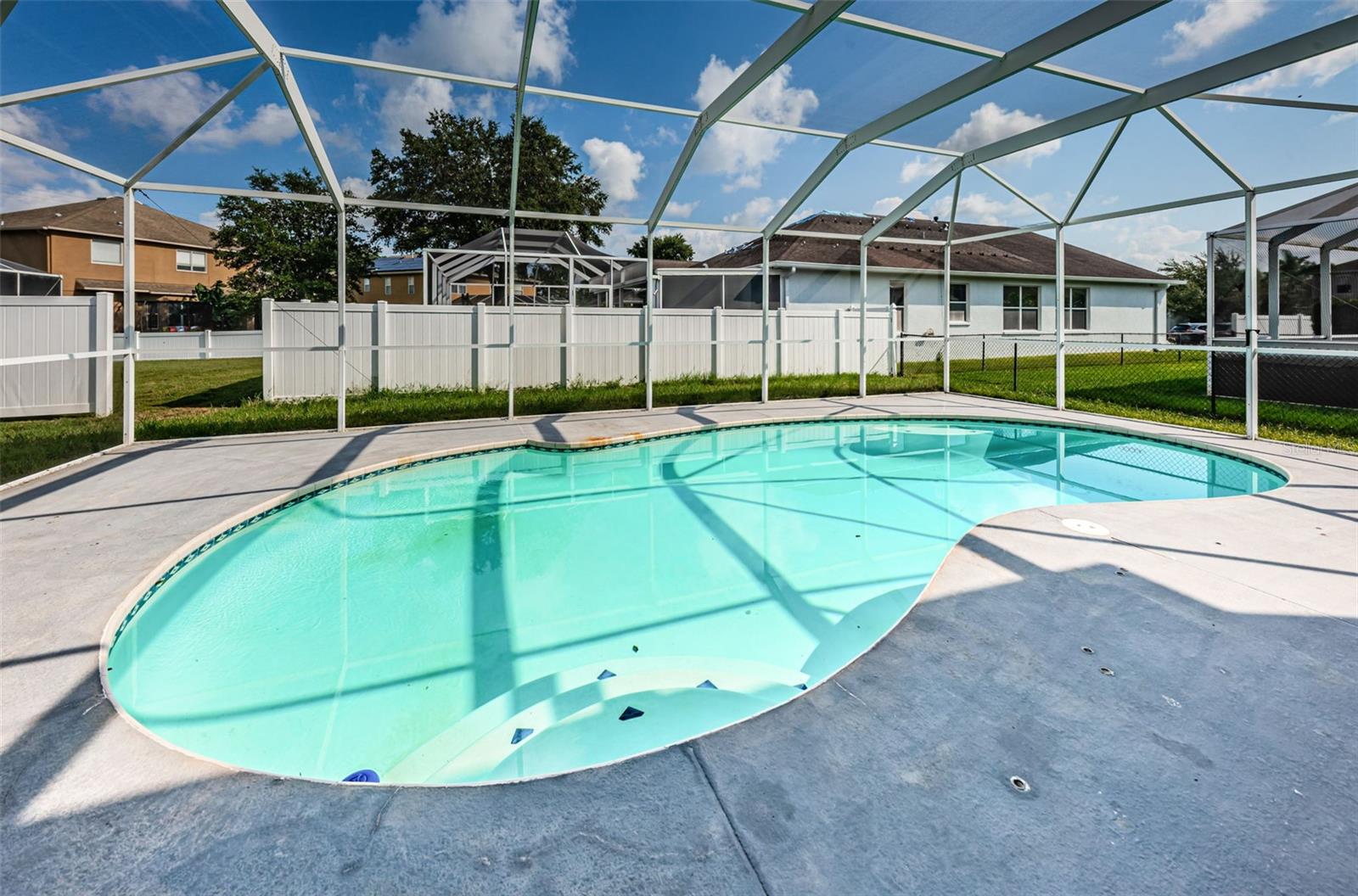 TRINITY WEST - Residential
