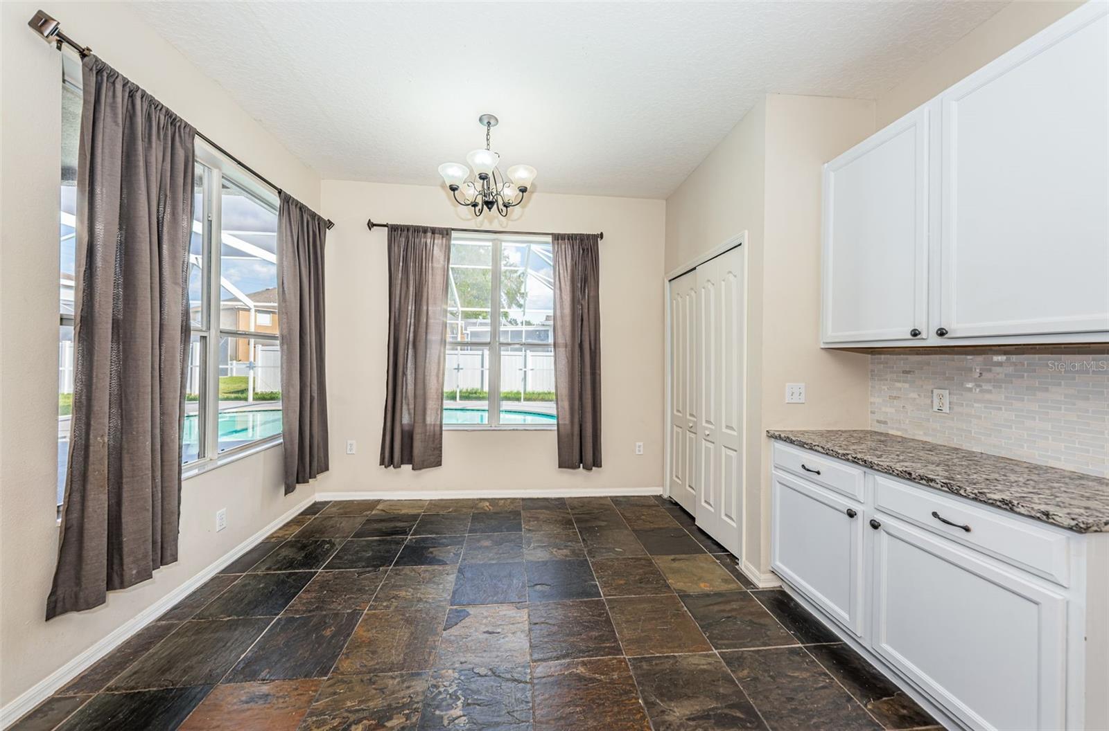TRINITY WEST - Residential