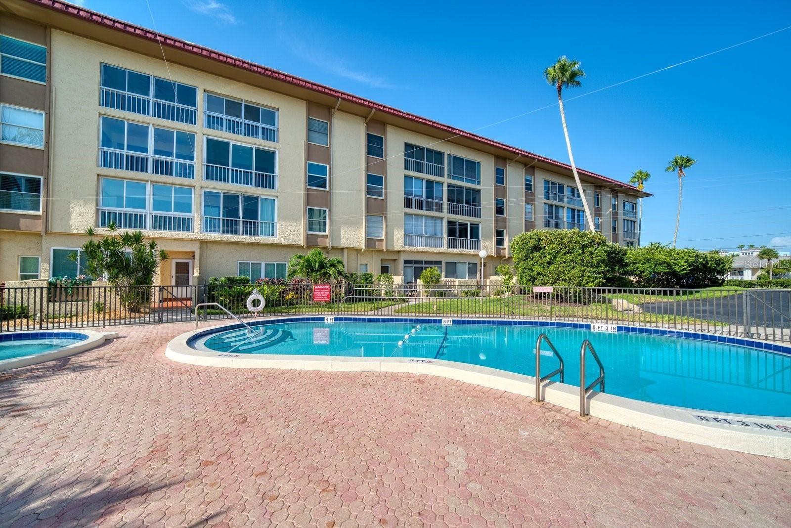 ISLANDER THE CONDO - Residential