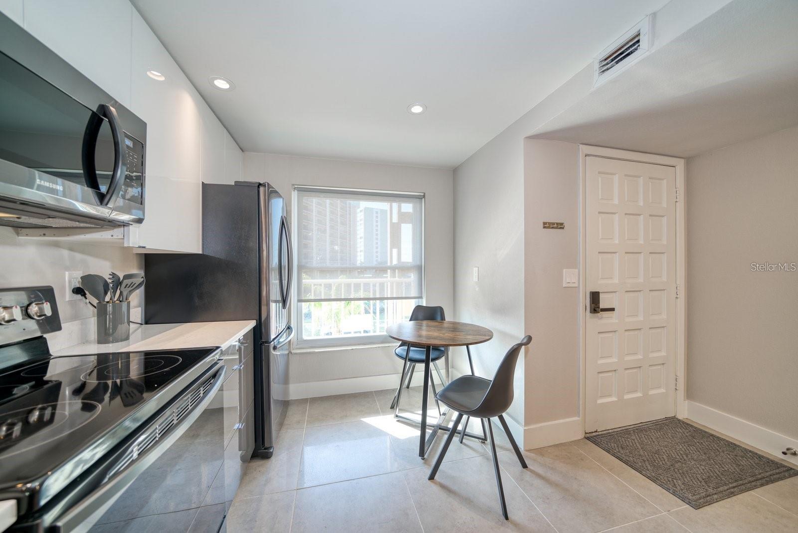 105 ISLAND WAY 132