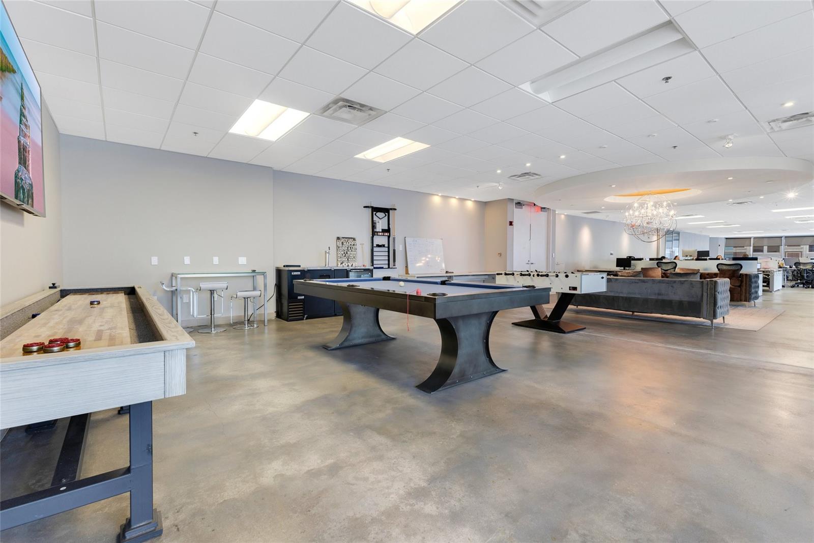 PLAZA NORTH TOWER - Commercial Sale