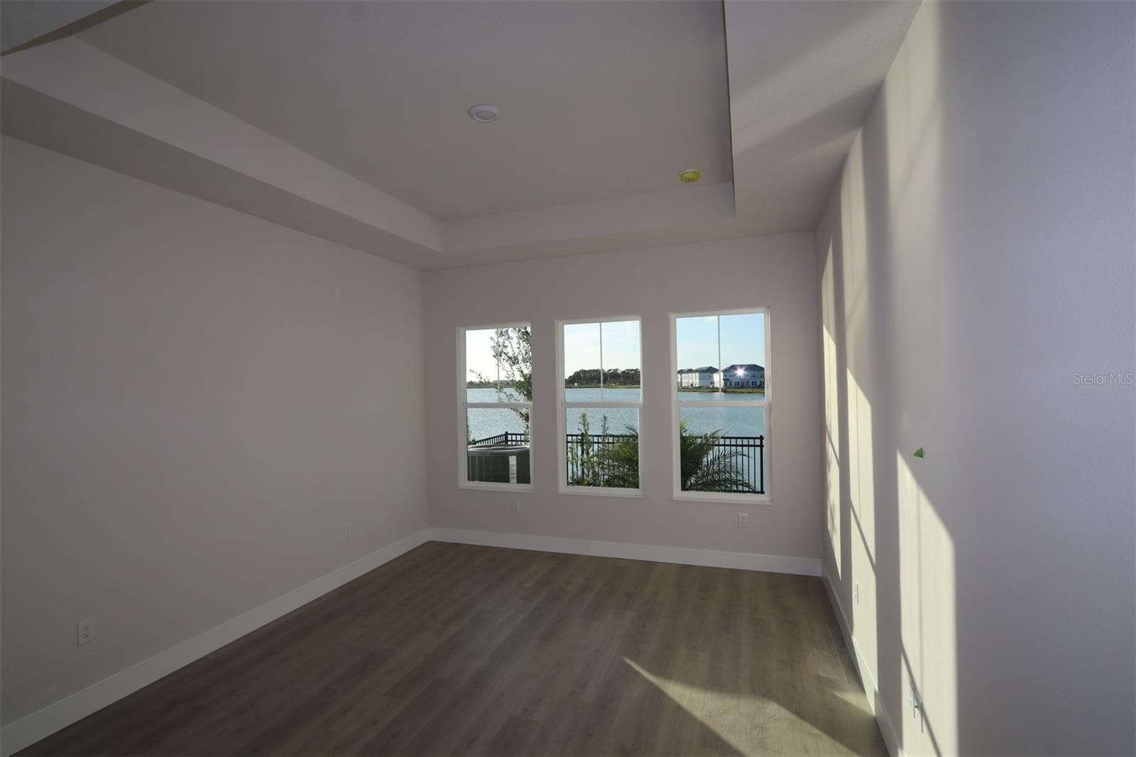 1563 RUNNING TIDE PLACE