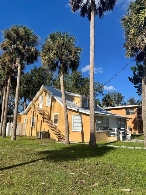 Tiny photo for 860 Magnolia Avenue #3, Daytona Beach, FL 32114 (MLS # O6409193)