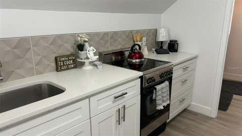 Tiny photo for 860 Magnolia Avenue #3, Daytona Beach, FL 32114 (MLS # O6409193)
