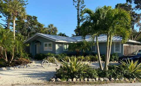 Photo of 624 Saint Judes Drive, Longboat Key, FL 34228 (MLS # A4672840)
