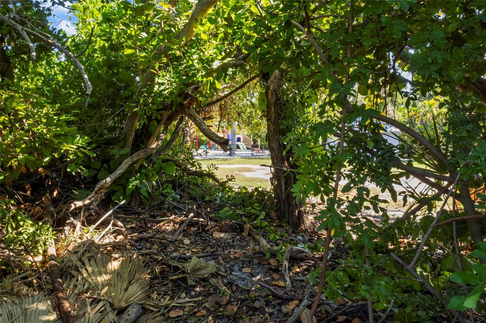 LONGBOAT KEY - Residential