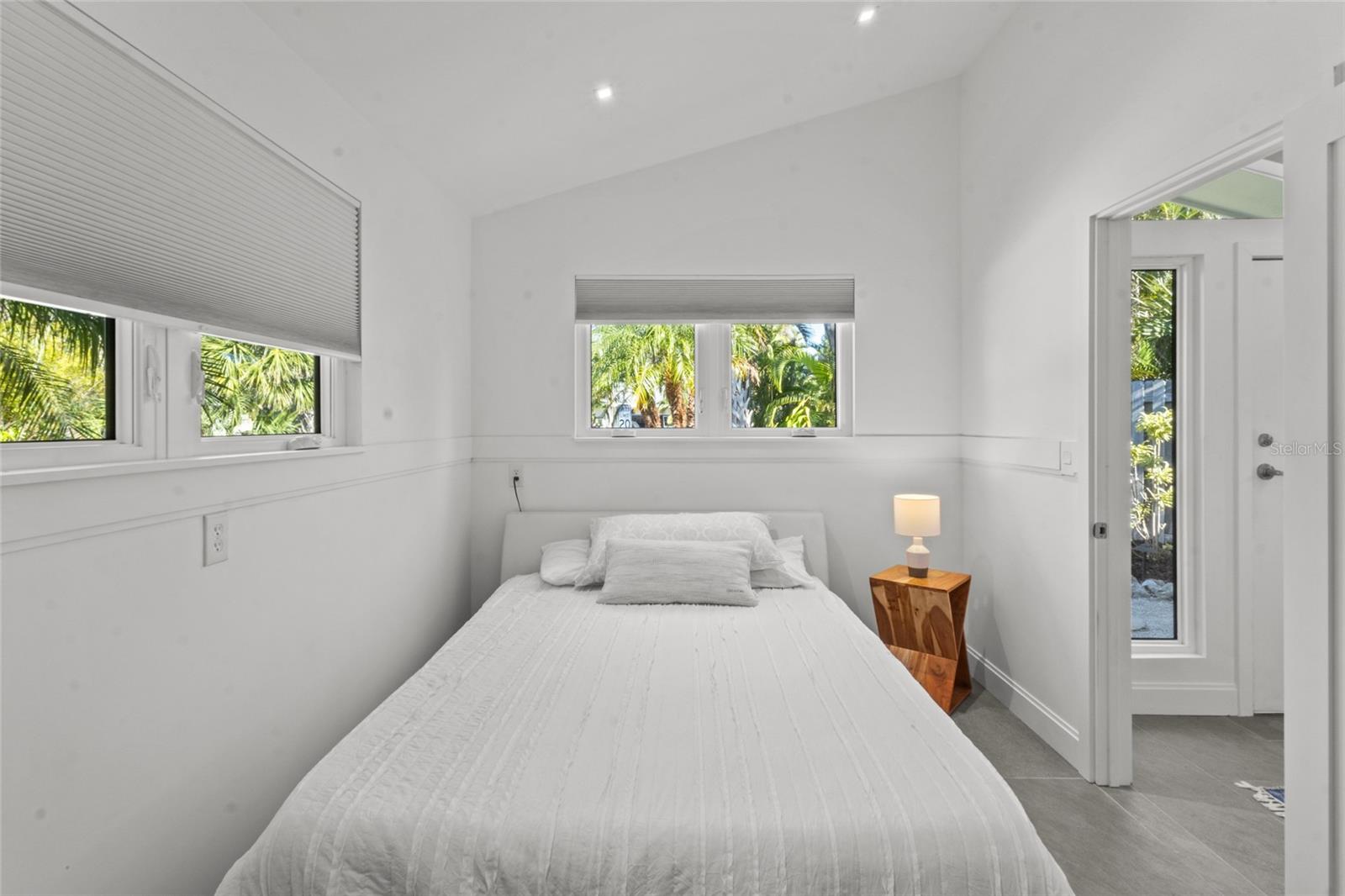 LONGBOAT KEY - Residential