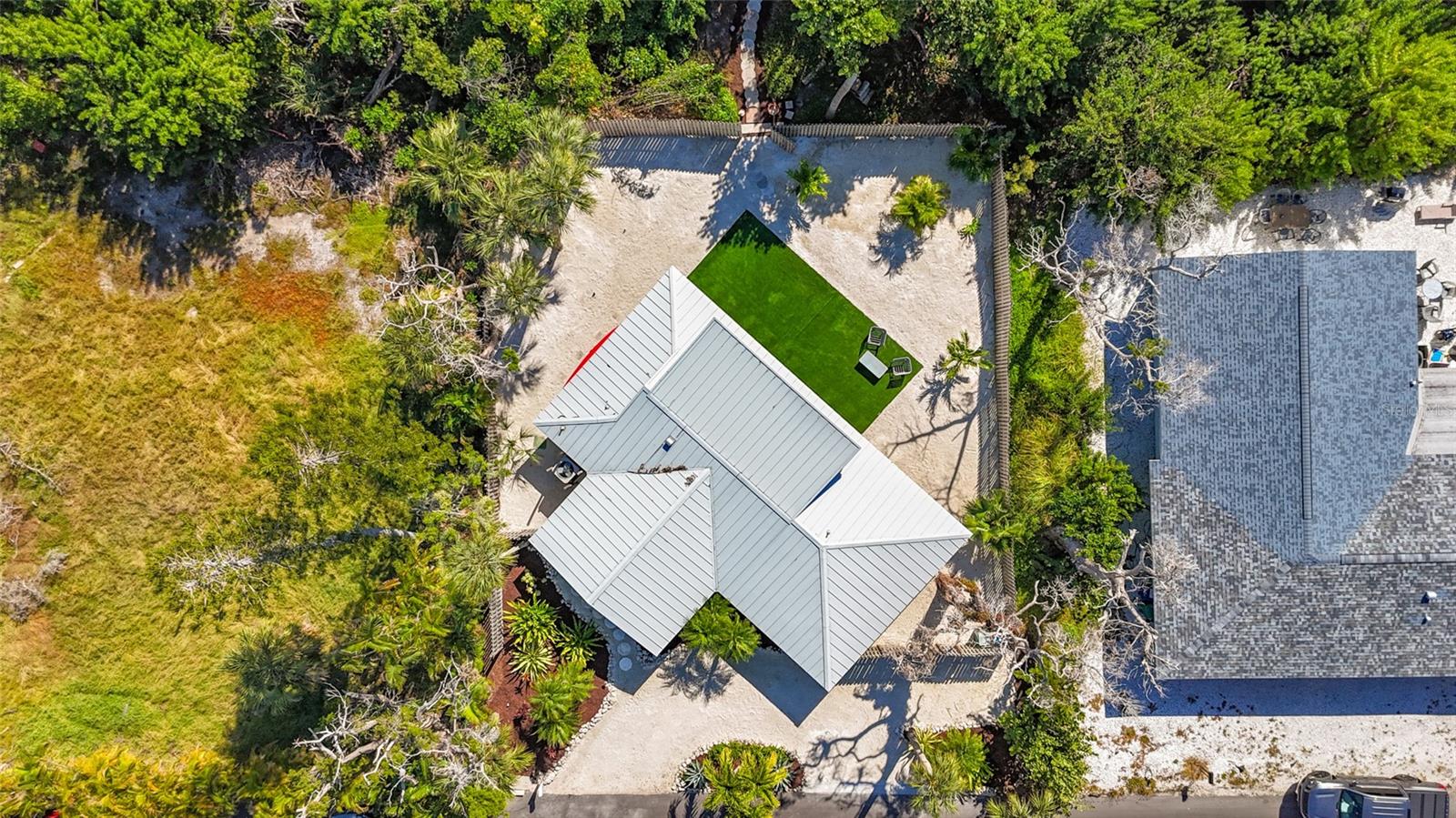 LONGBOAT KEY - Residential