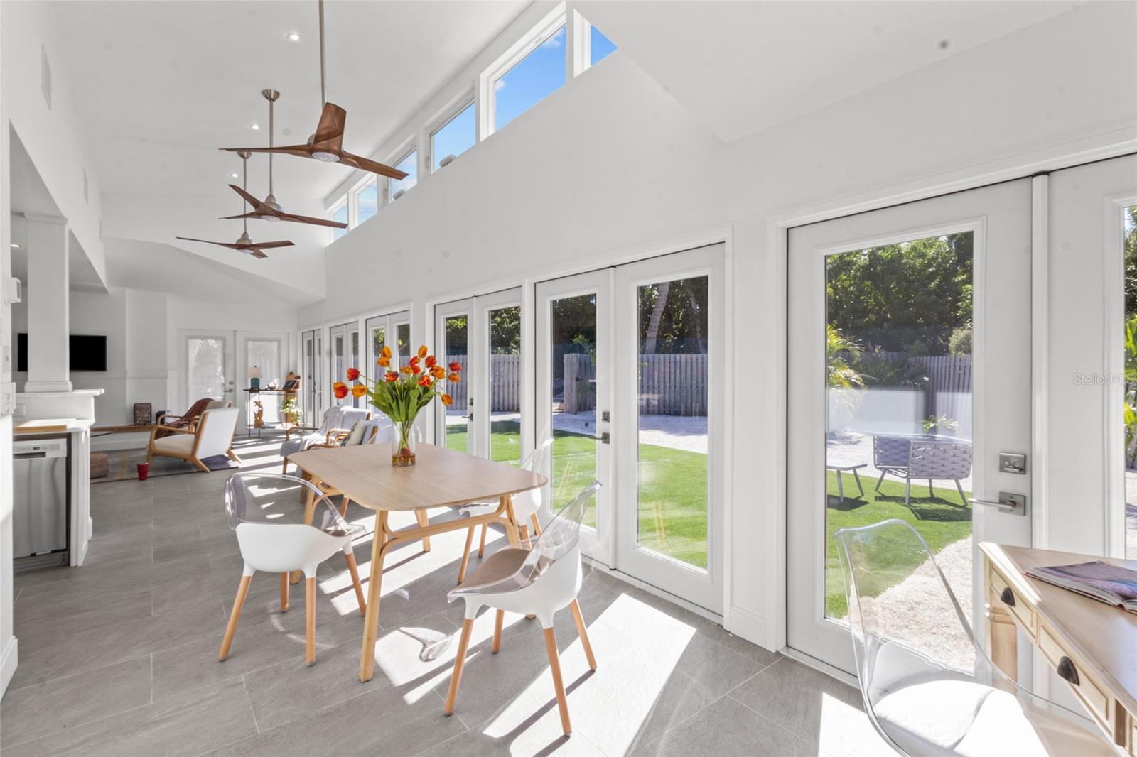 LONGBOAT KEY - Residential