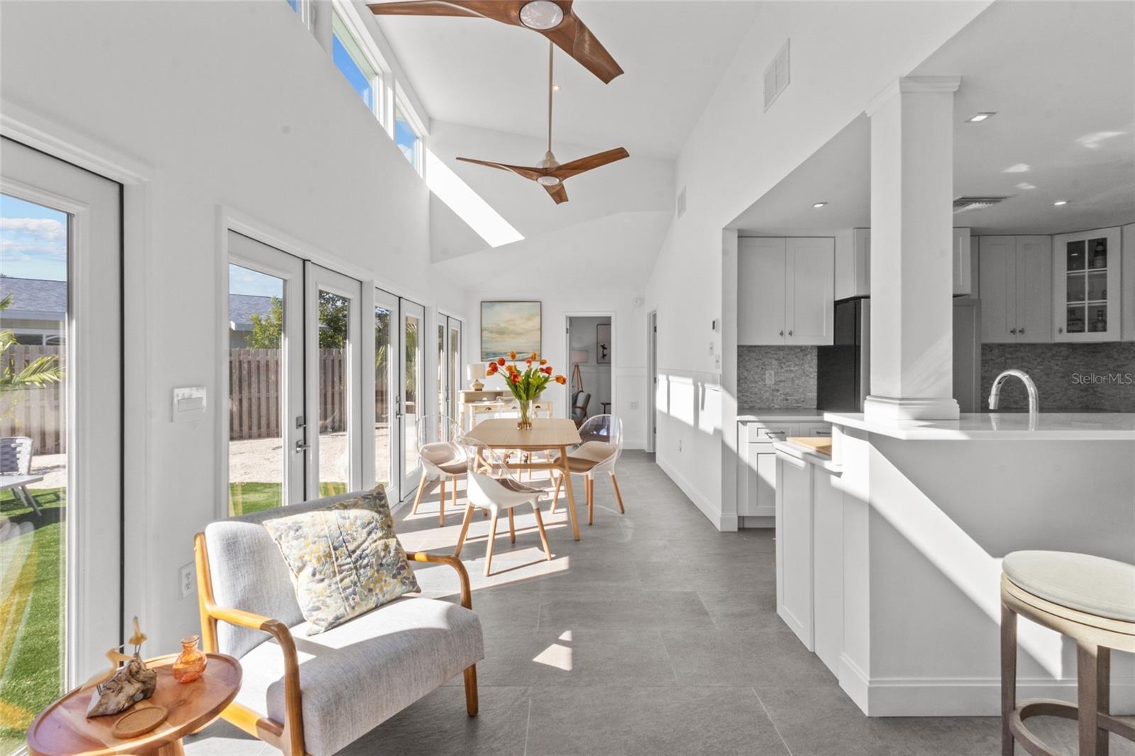 LONGBOAT KEY - Residential