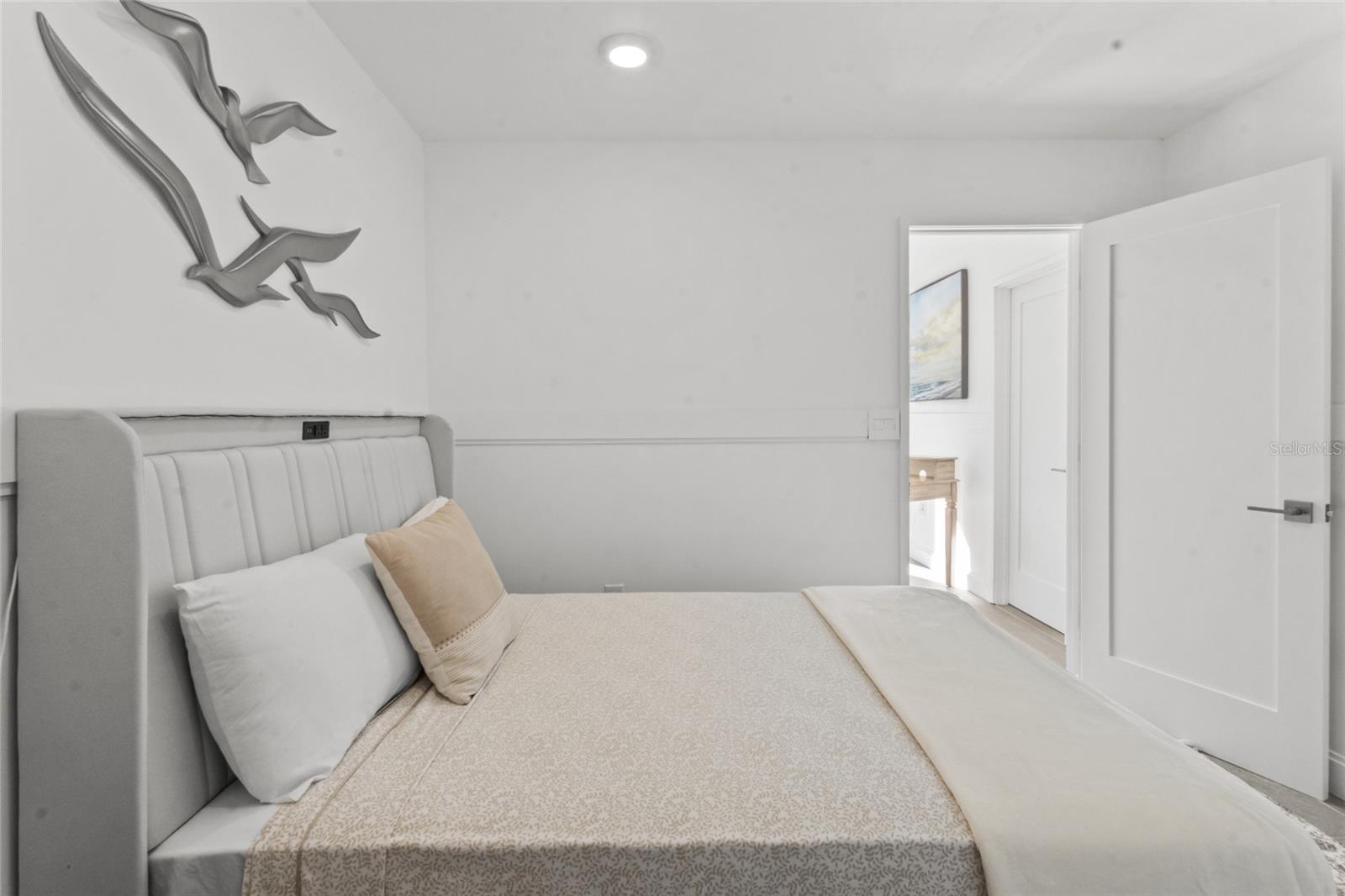 LONGBOAT KEY - Residential