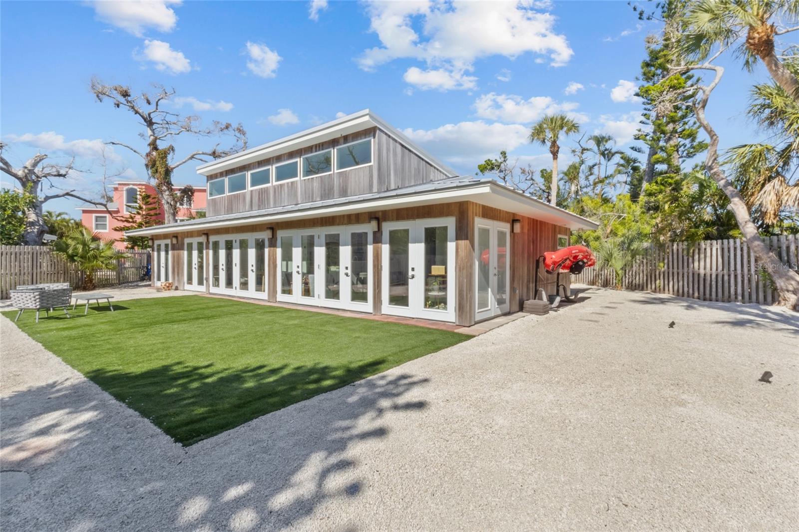 LONGBOAT KEY - Residential