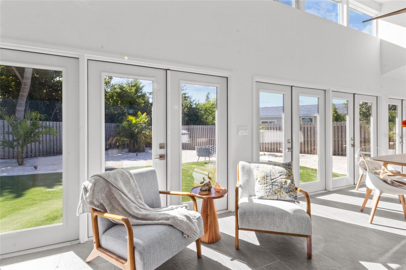 LONGBOAT KEY - Residential