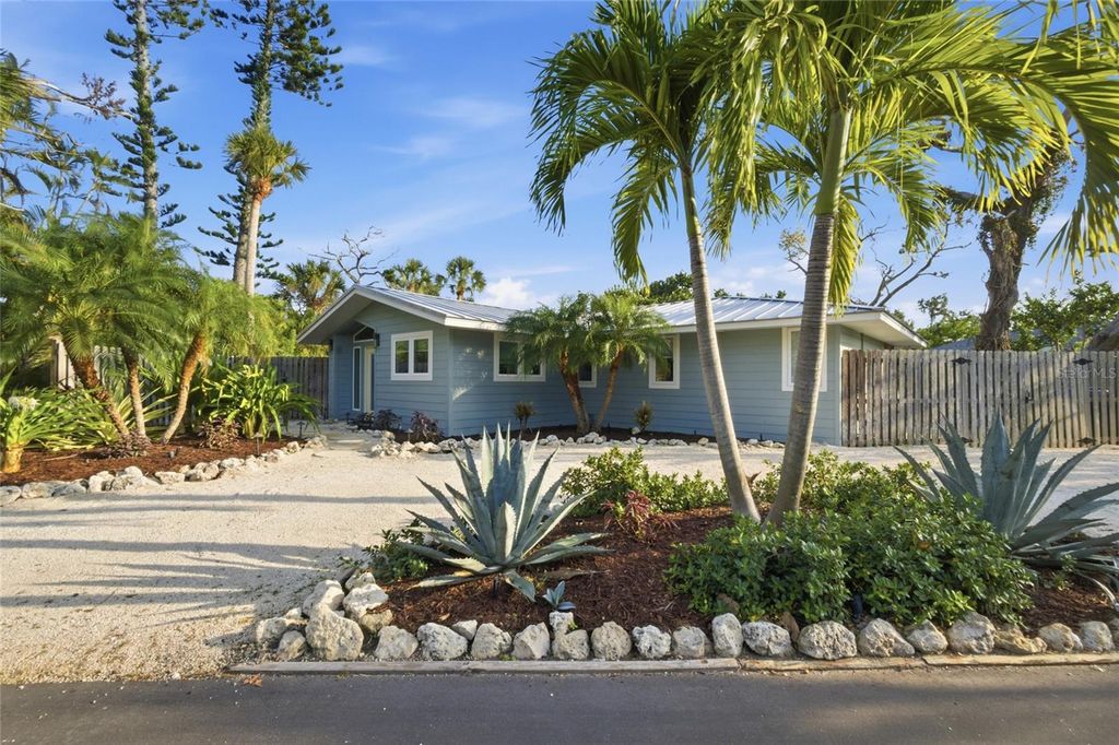 Photo of 624 Saint Judes Drive, Longboat Key, FL 34228 (MLS # A4672840)