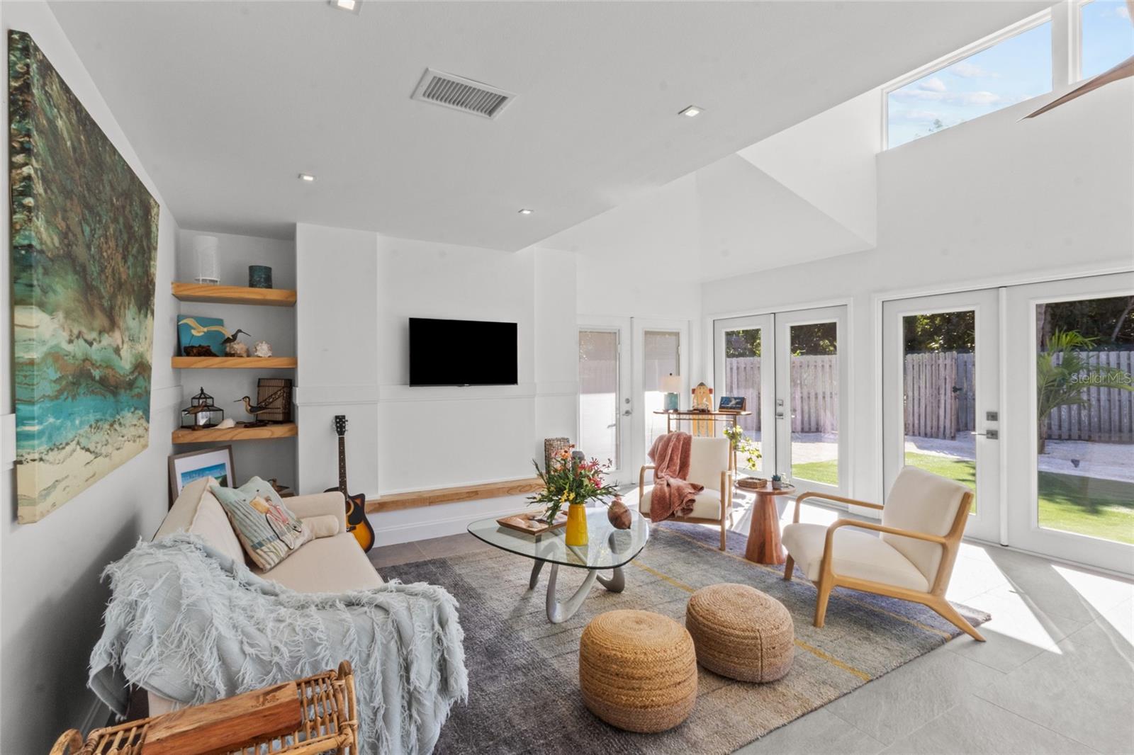 LONGBOAT KEY - Residential