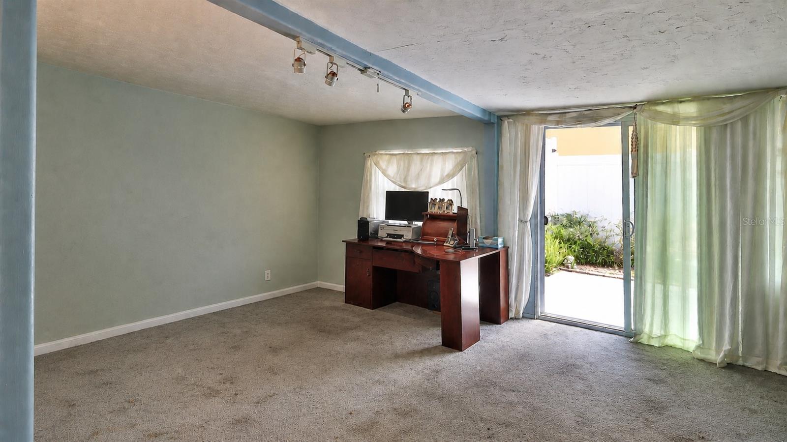SEABREEZE PARK - Residential