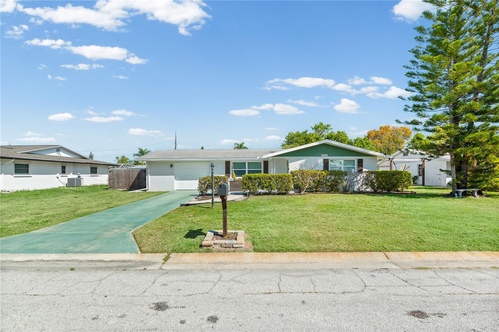 TANGELO PARK FIRST ADD - Residential