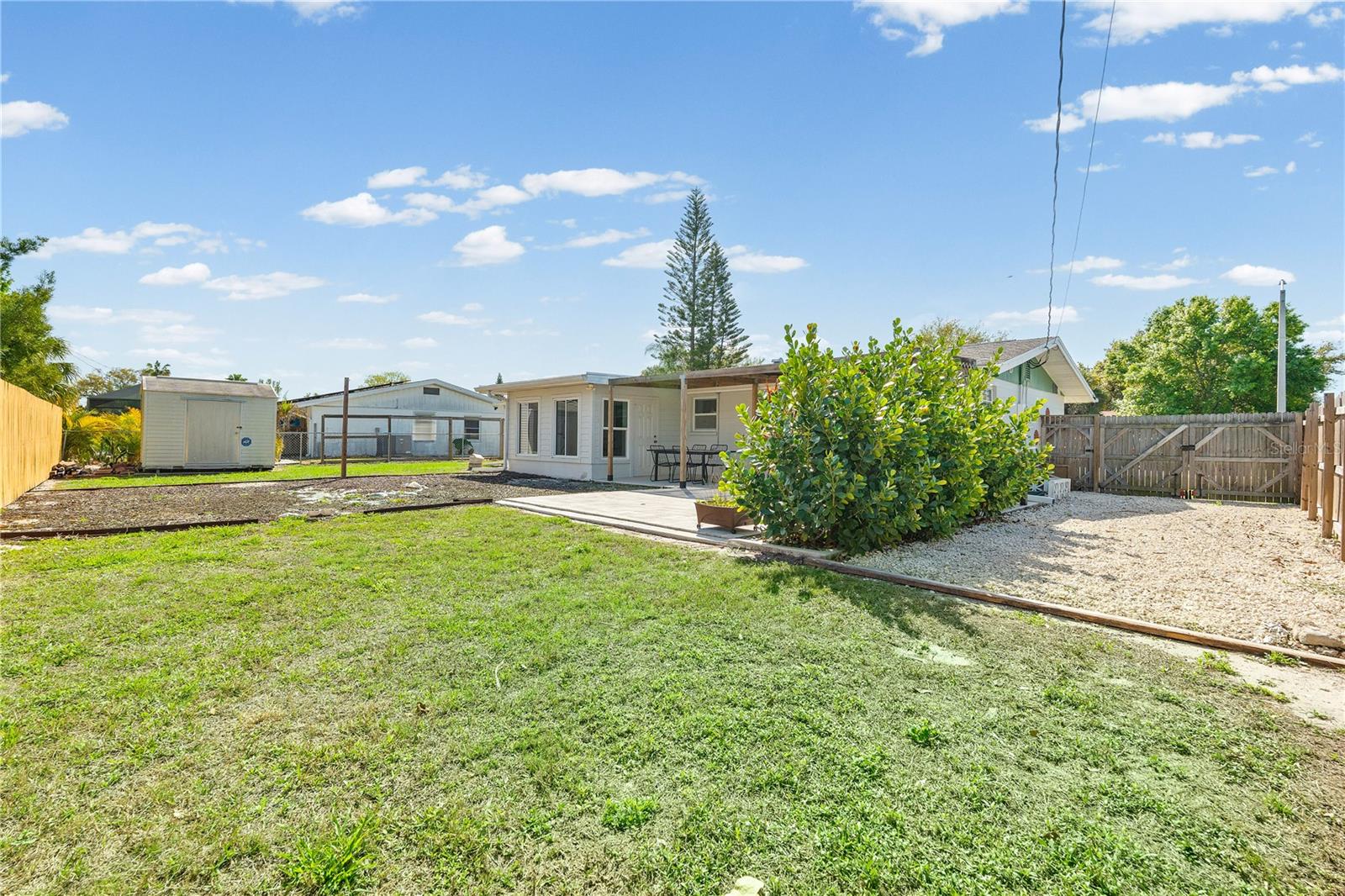 TANGELO PARK FIRST ADD - Residential