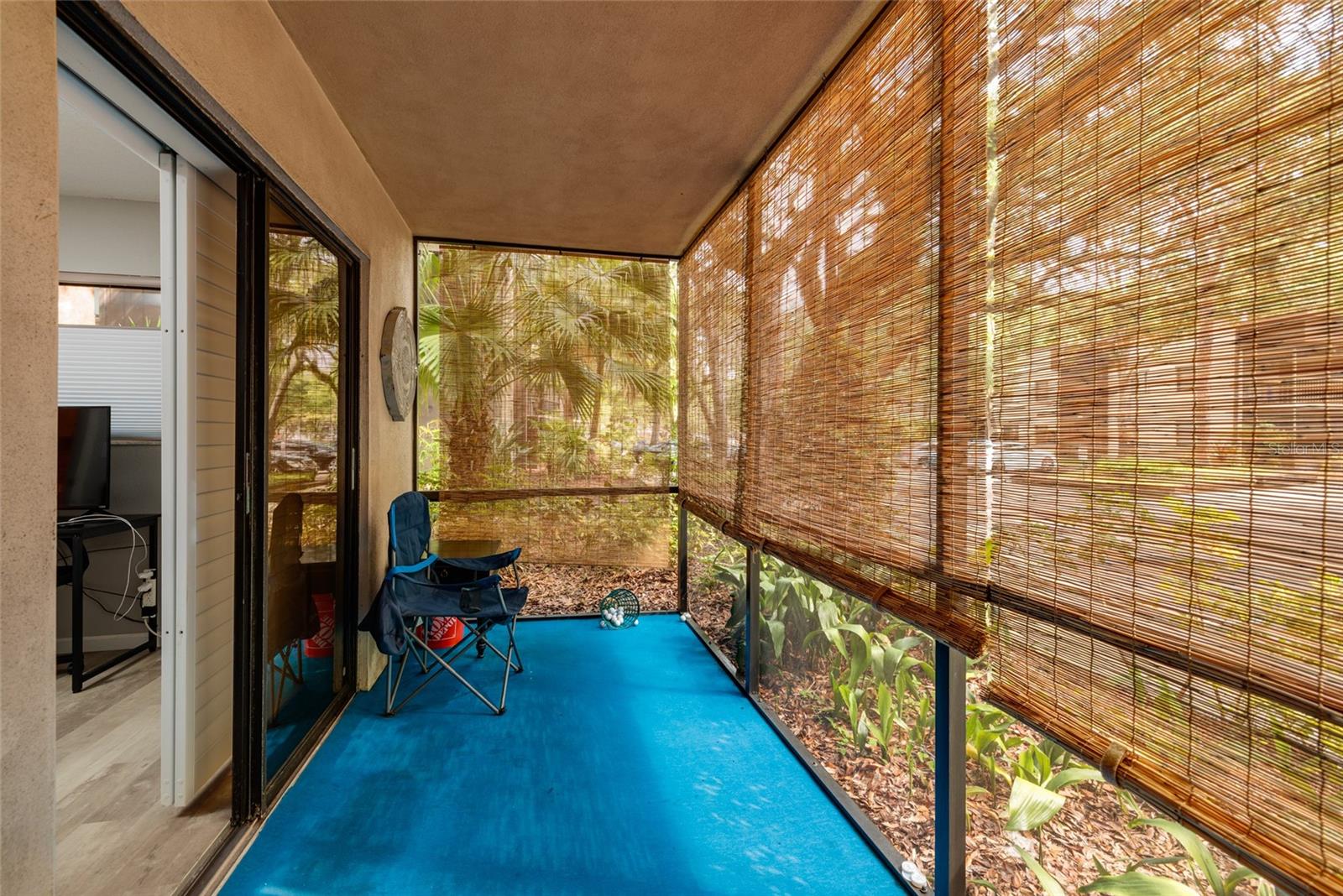 RAINTREE VILLAGE CONDO N - Residential