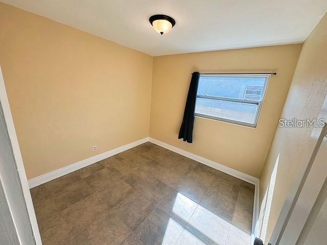 TANGELO PARK SEC 02 - Residential Lease