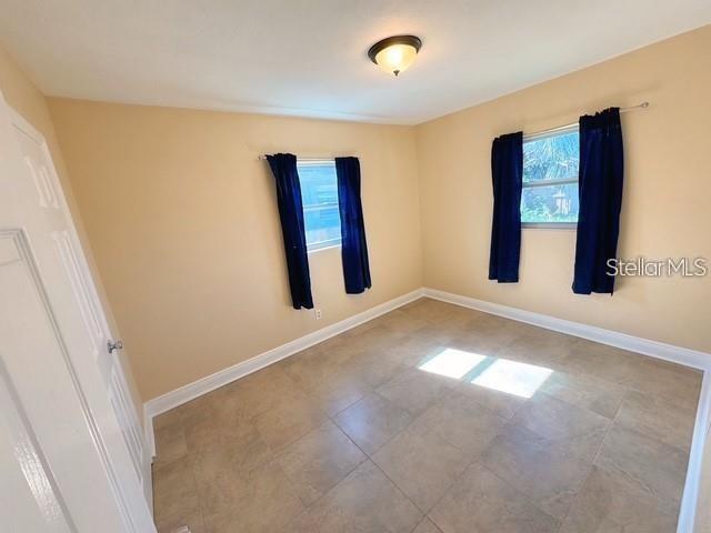 TANGELO PARK SEC 02 - Residential Lease