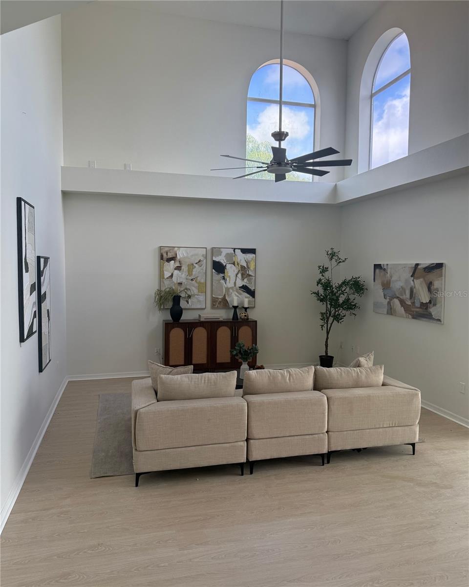 11503 WHISPERING HOLLOW DRIVE