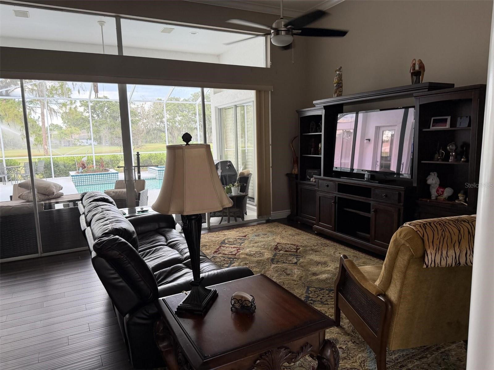 RIVER HILLS COUNTRY CLUB PARCE - Residential
