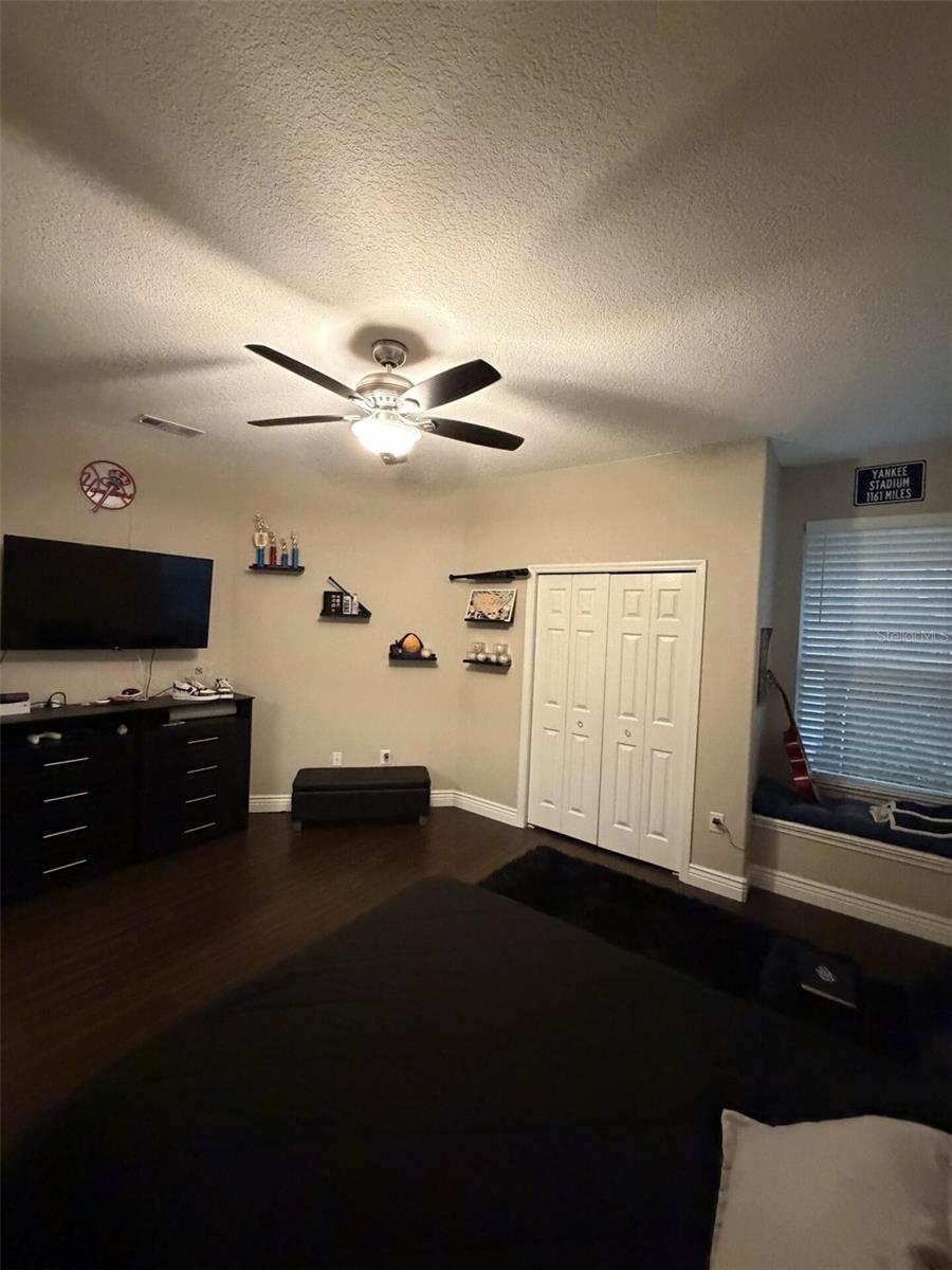 RIVER HILLS COUNTRY CLUB PARCE - Residential