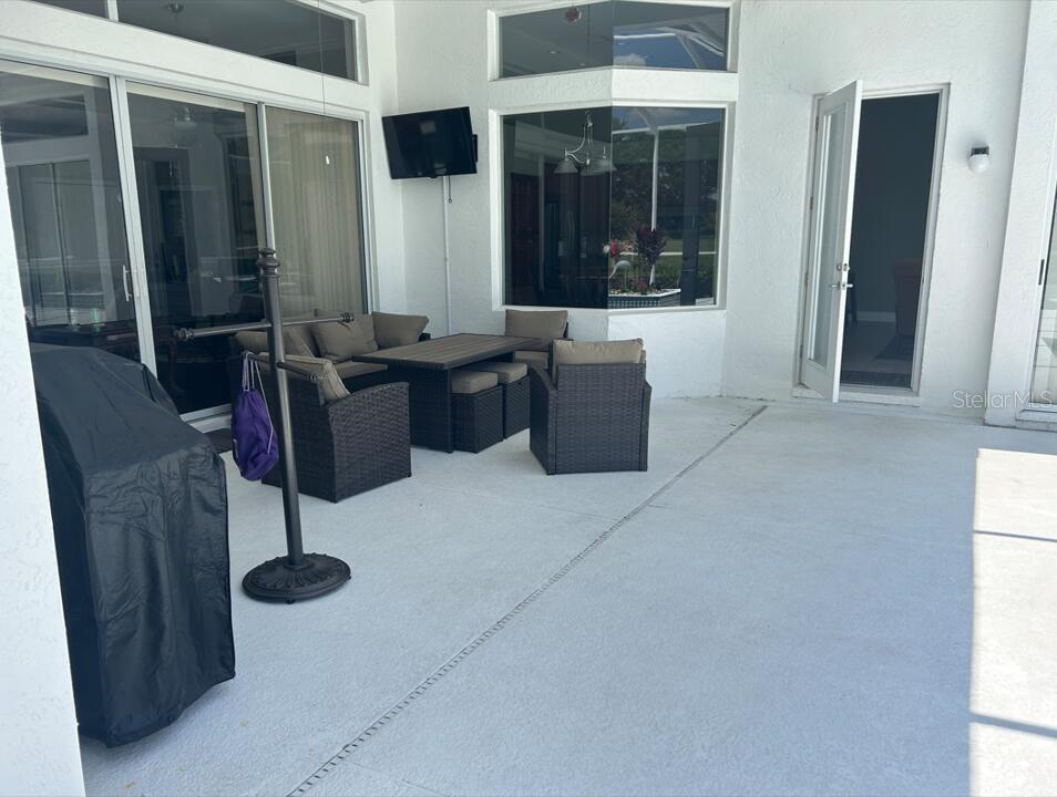 RIVER HILLS COUNTRY CLUB PARCE - Residential