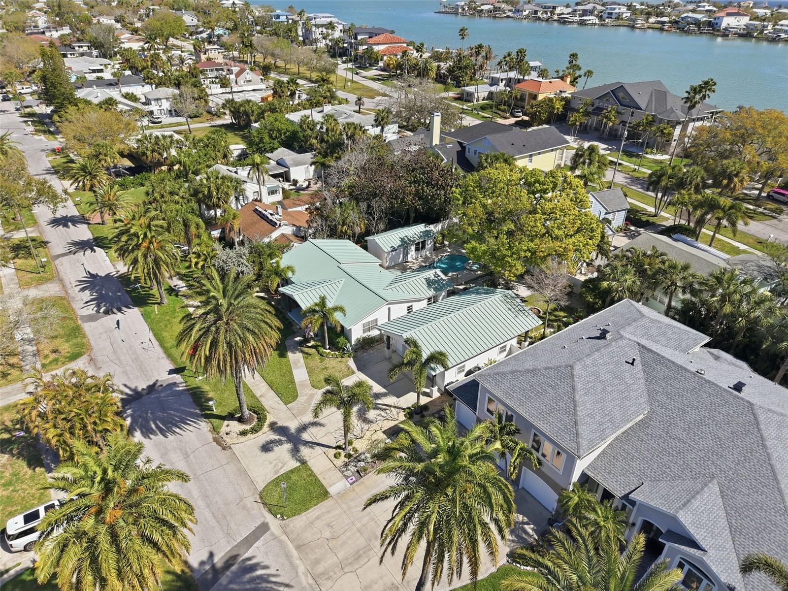 MANDALAY SUB - Residential Lease