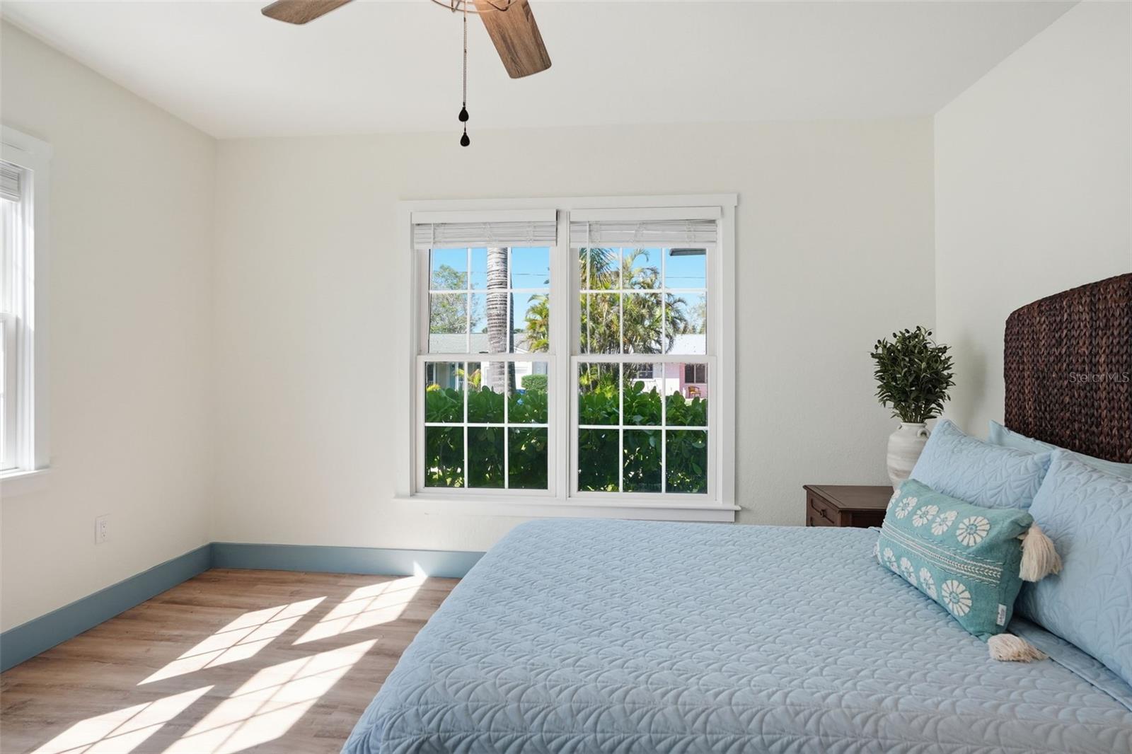 MANDALAY SUB - Residential Lease