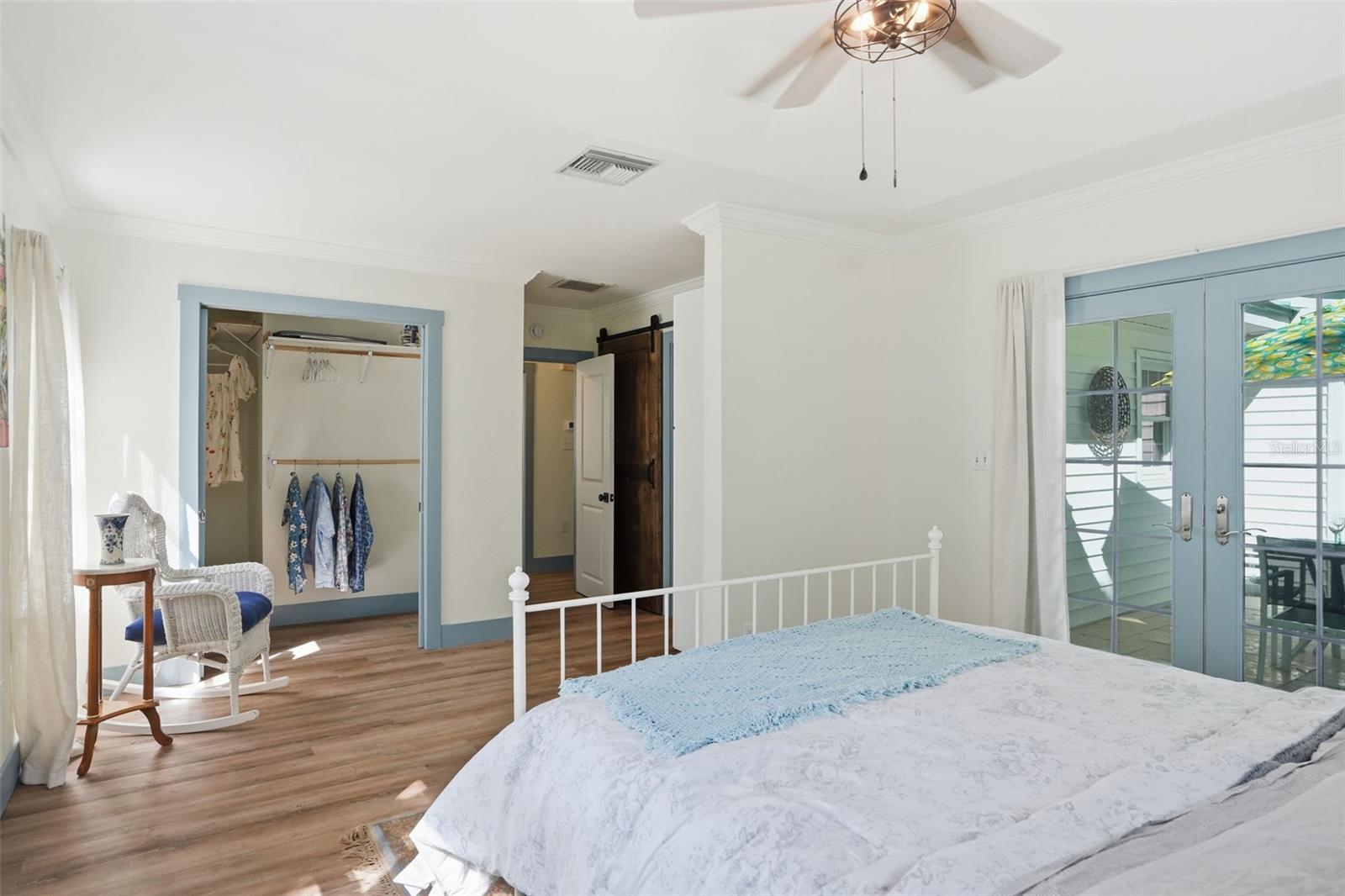 MANDALAY SUB - Residential Lease