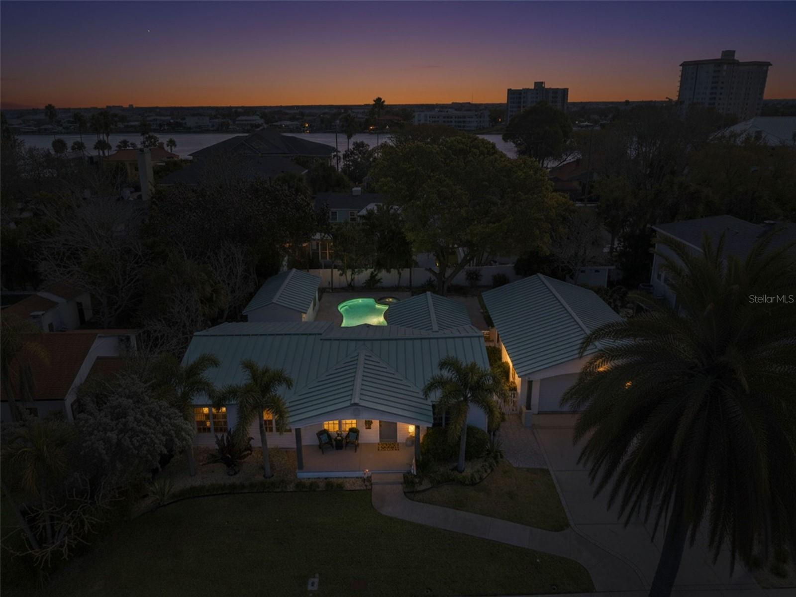 MANDALAY SUB - Residential Lease