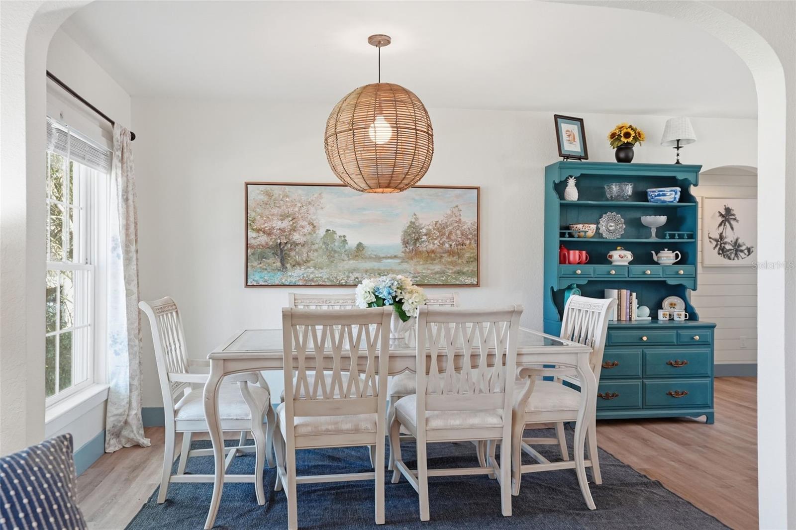 MANDALAY SUB - Residential Lease