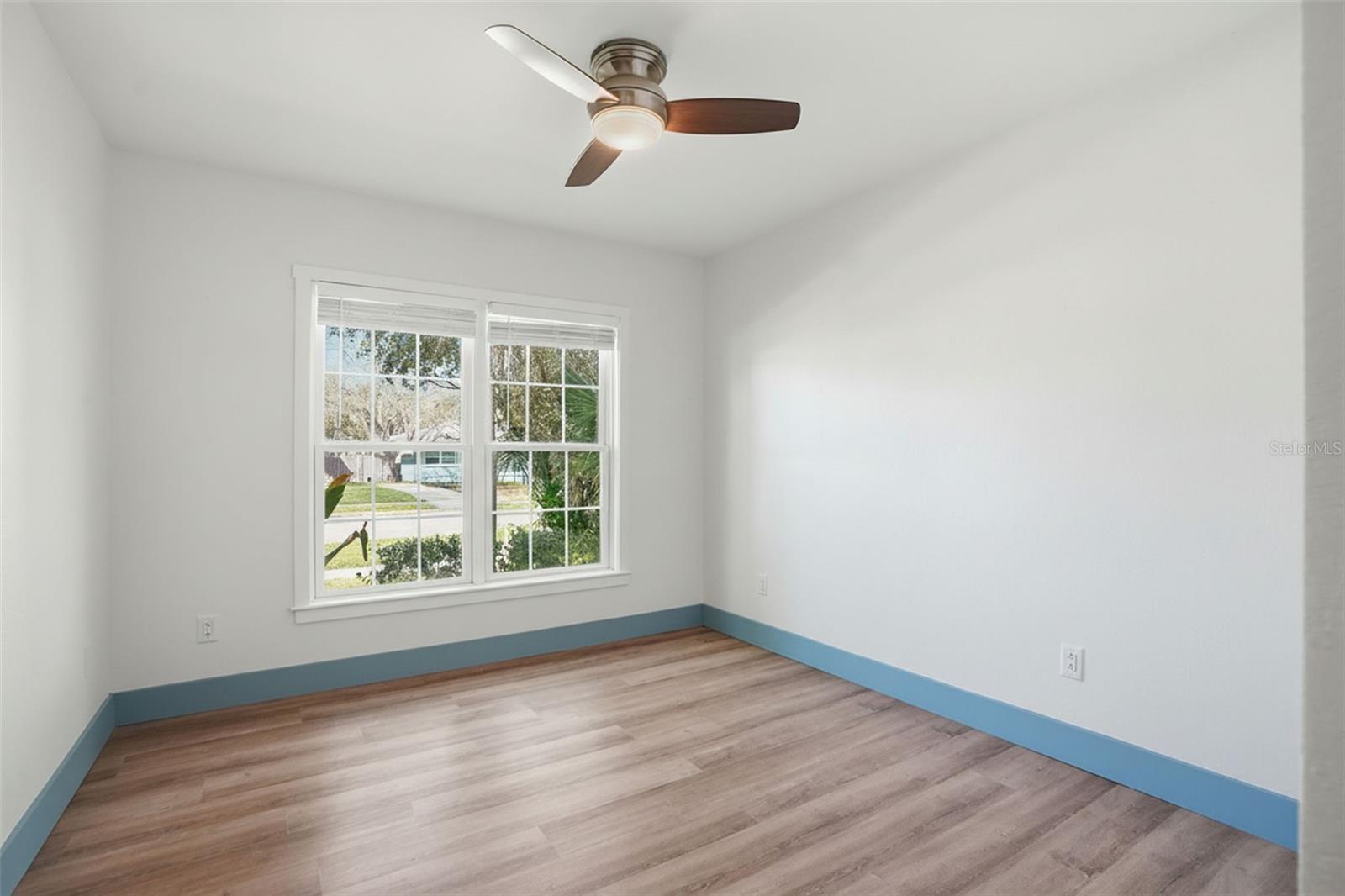 MANDALAY SUB - Residential Lease