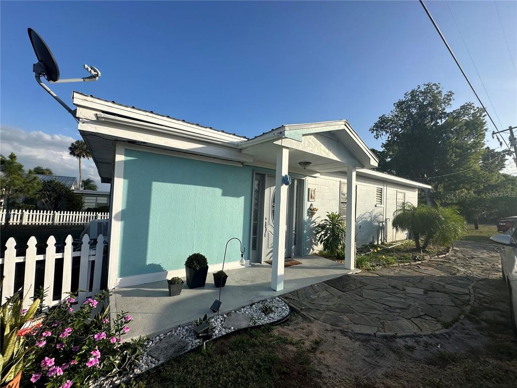 Photo of 1821 N Lake Reedy Boulevard, Frostproof, FL 33843 (MLS # S5127119)