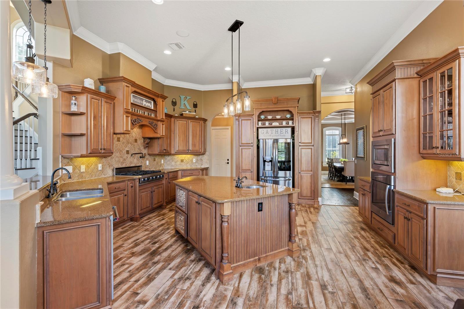 LAKE MARKHAM PRESERVE - Residential