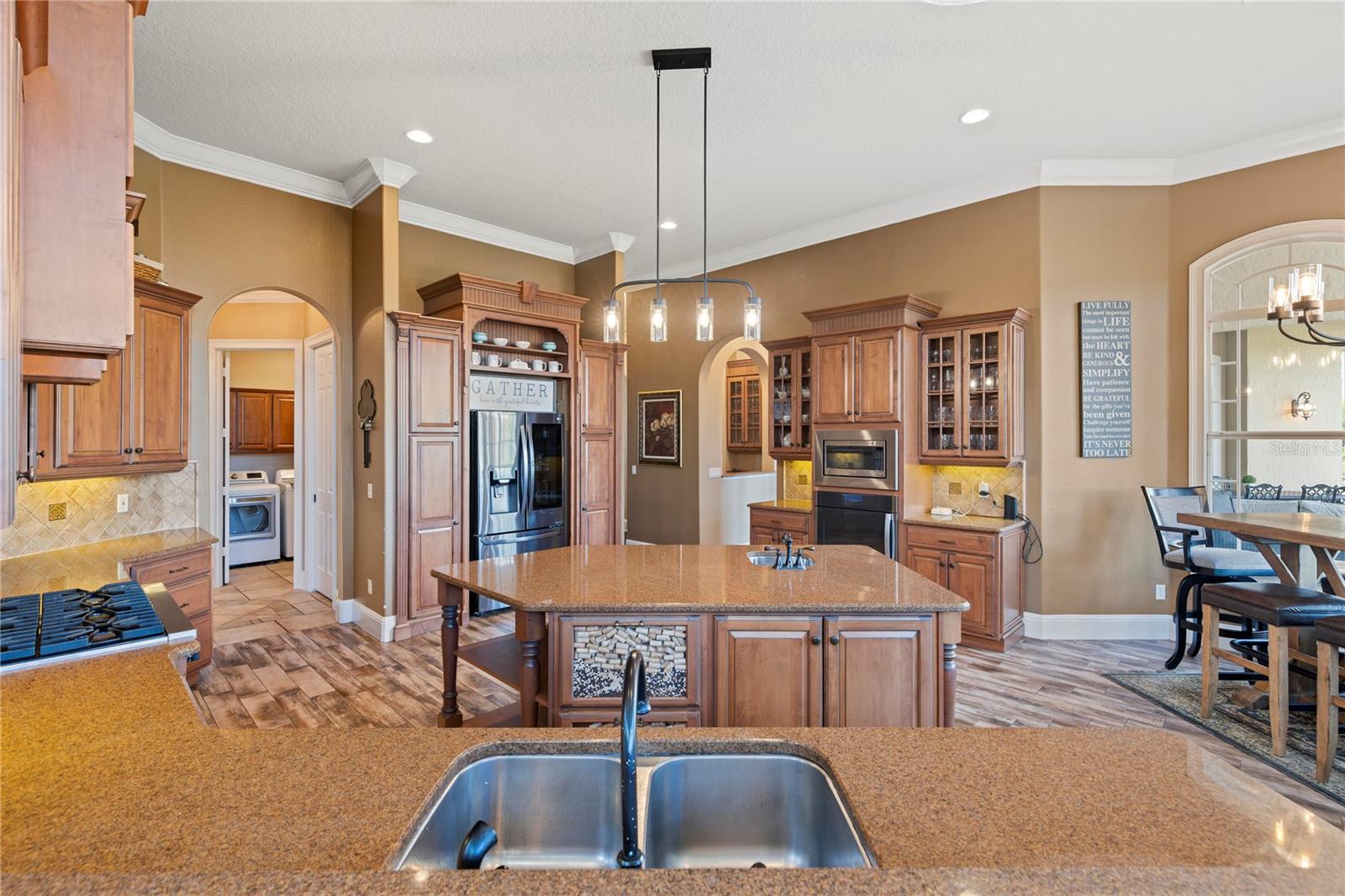 LAKE MARKHAM PRESERVE - Residential