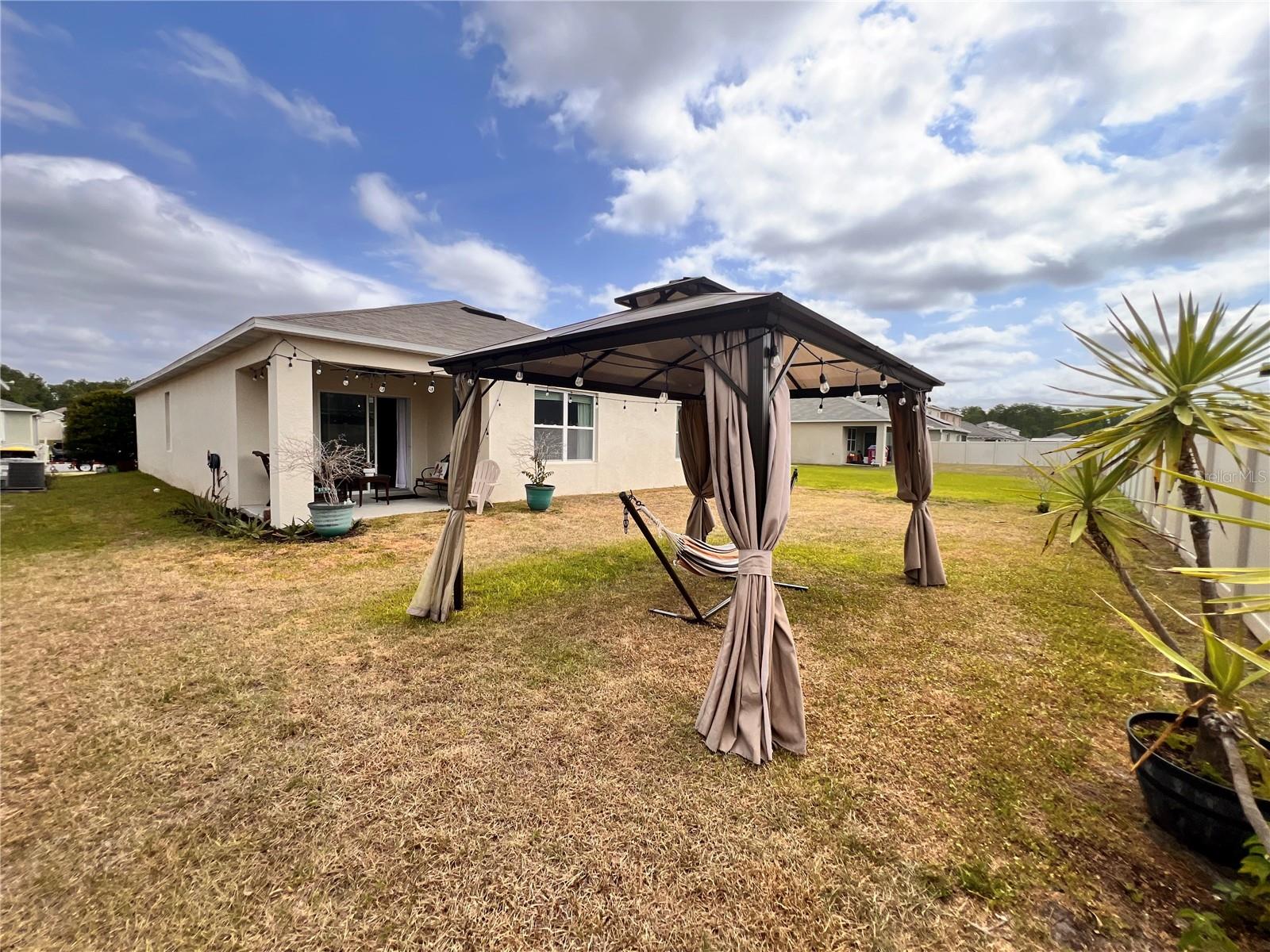 MEADOW WALK PH 1 - Residential