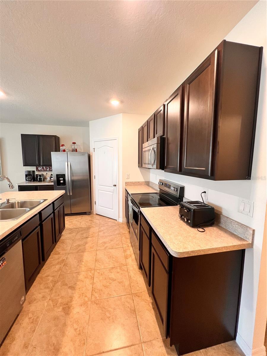 MEADOW WALK PH 1 - Residential