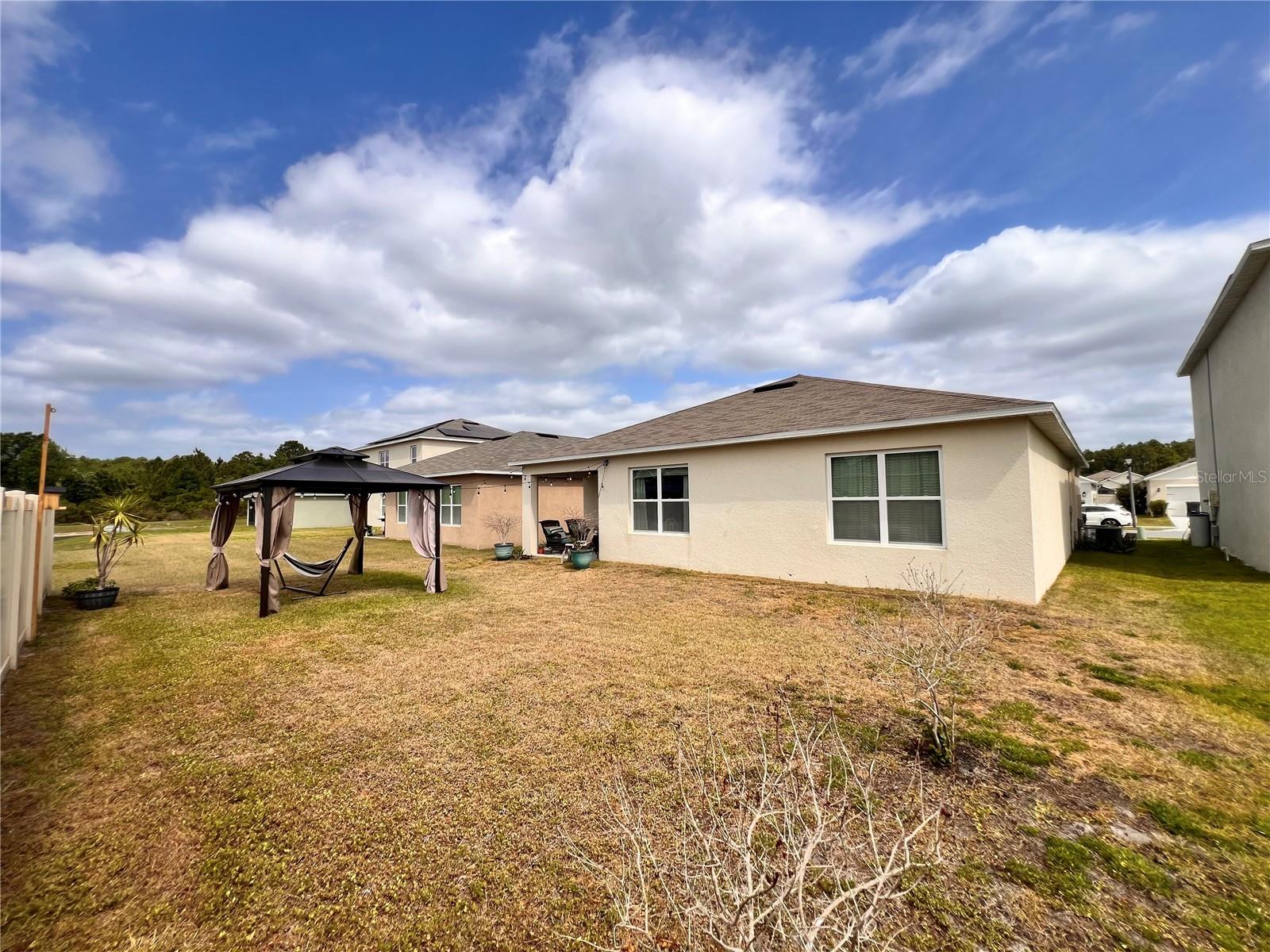 MEADOW WALK PH 1 - Residential