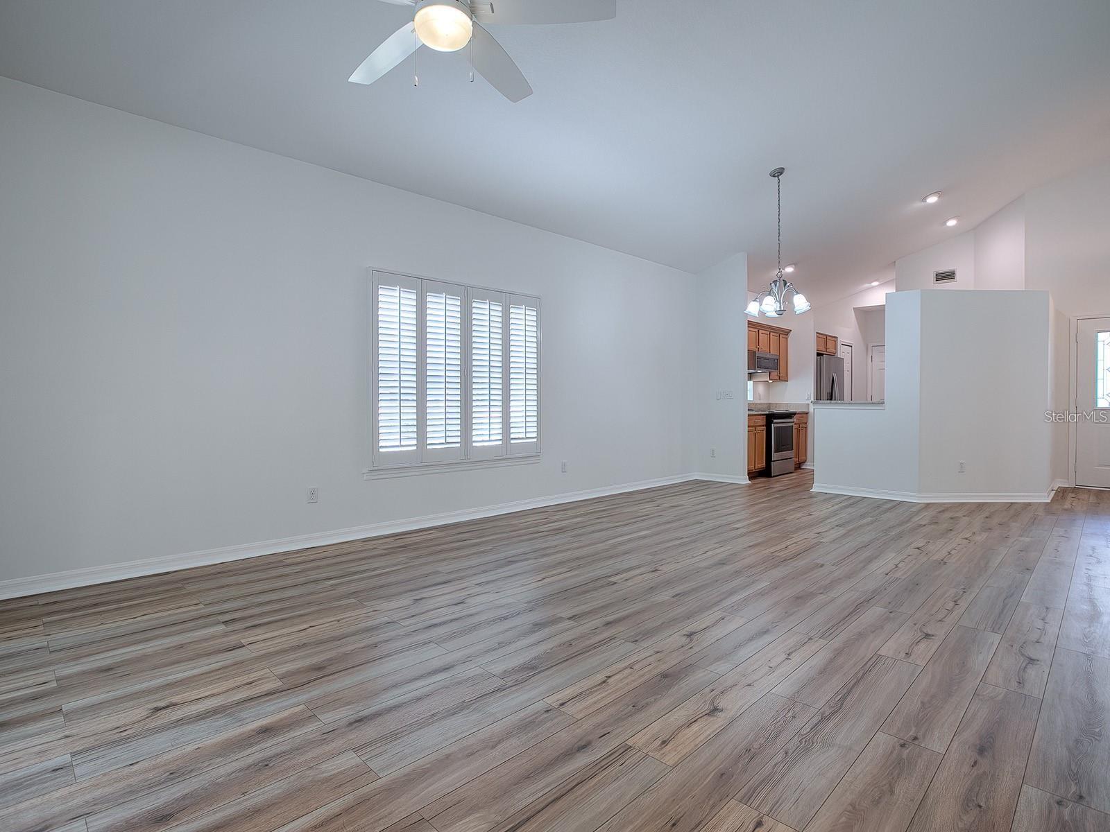 COUNTRY CLUB OF MOUNT DORA PH 02-9 - Residential