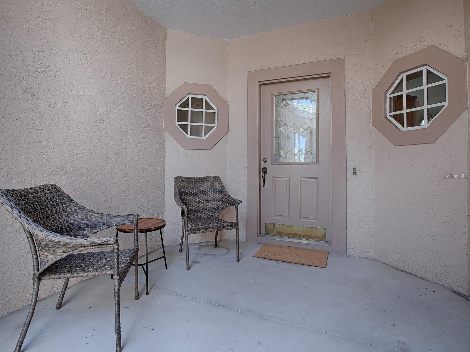 9039 SAINT ANDREWS WAY