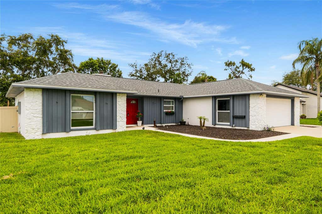 Photo of 421 Bridle Path, Casselberry, FL 32707 (MLS # O6412740)