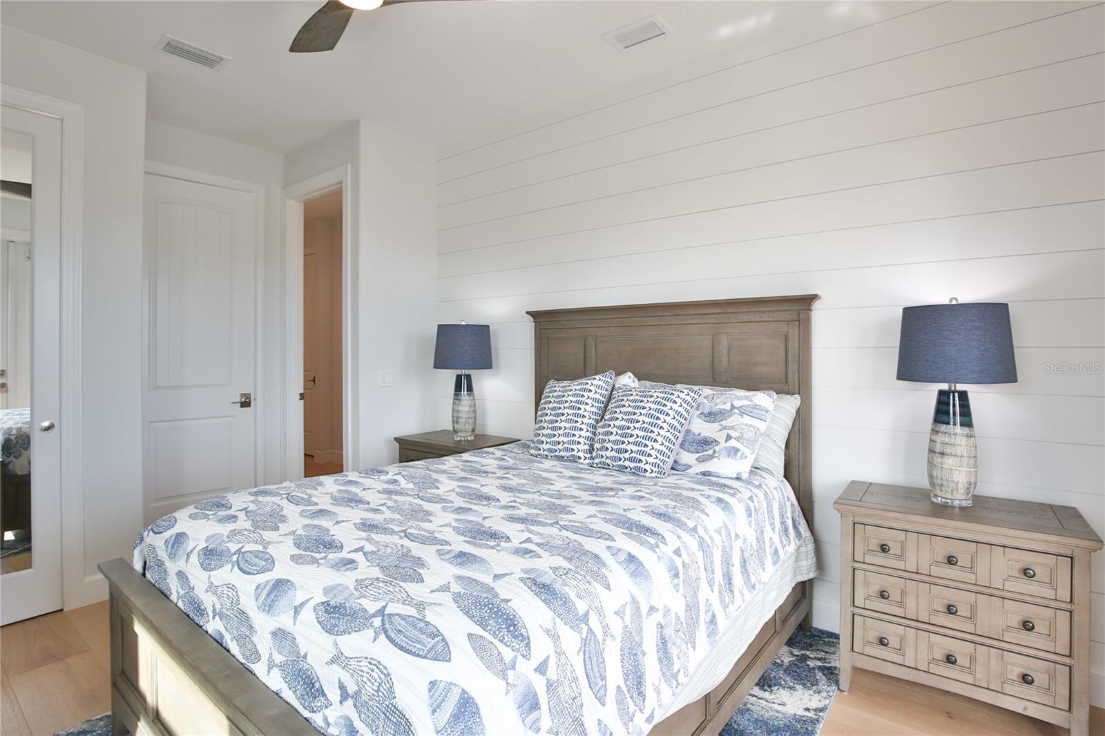 SARASOTA BEACH - Residential